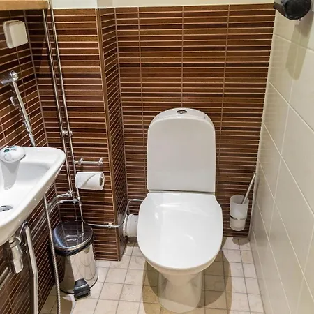 Standard White B 5 By Interhome Тахковуори